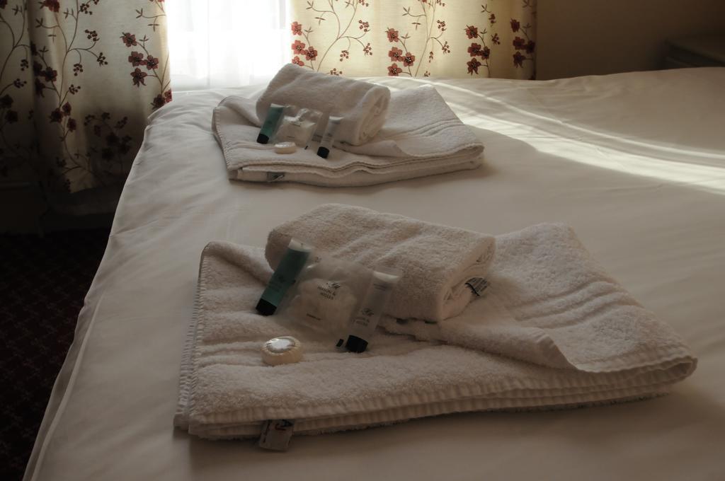 Royal Oak Hotel Hawkhurst Eksteriør billede