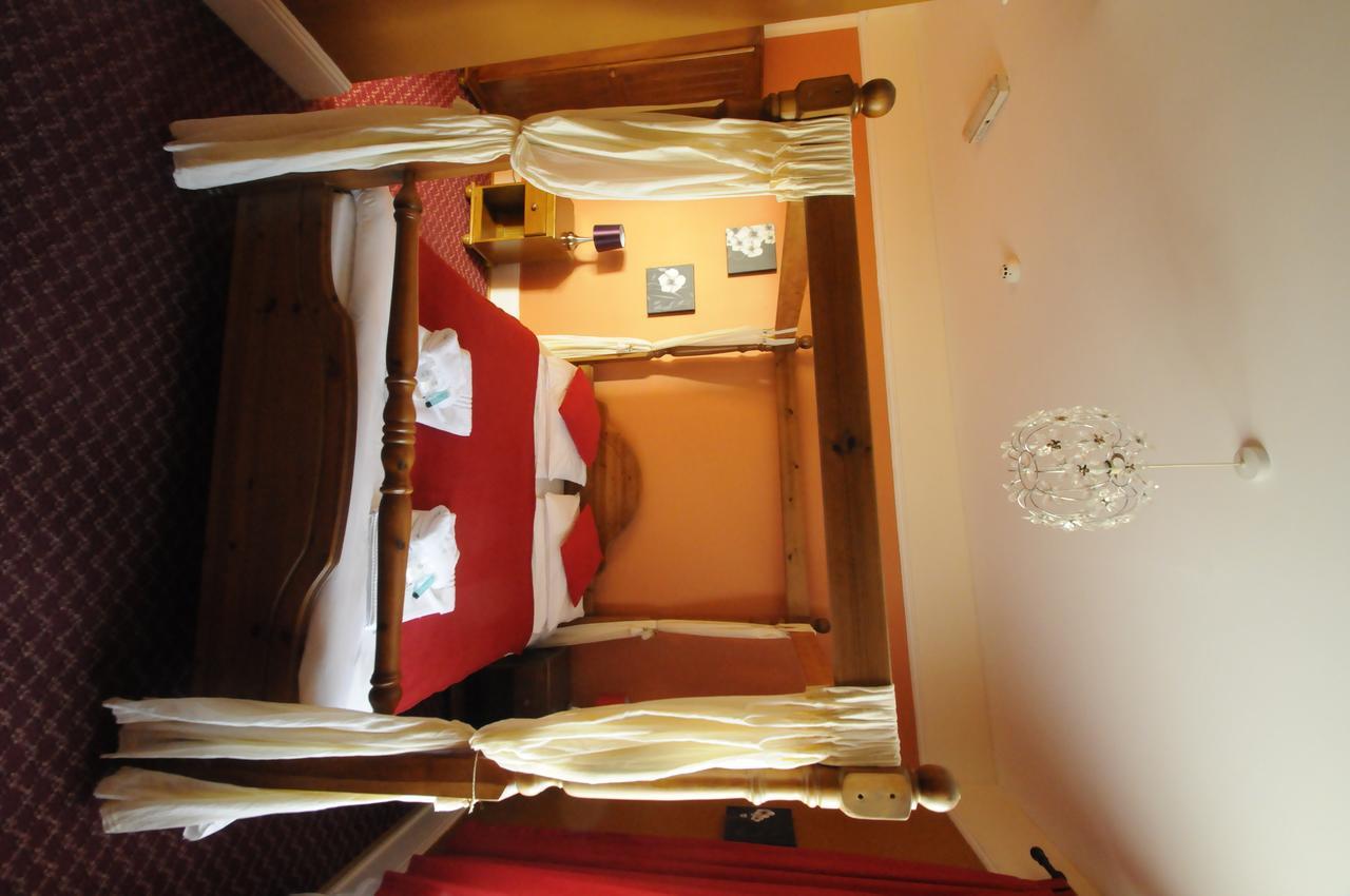 Royal Oak Hotel Hawkhurst Eksteriør billede